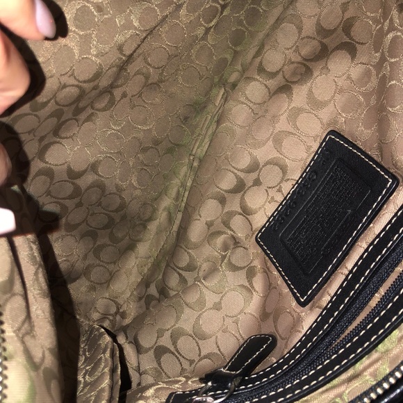 Authentic leather Coach Bag - Picture 4 of 8